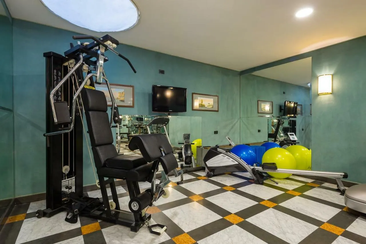 Culture Hotel Villa Capodimonte Neapol 4*,  Włochy